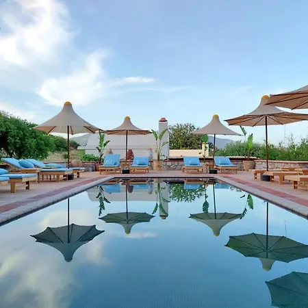 Mucho Villages Bed & Breakfast