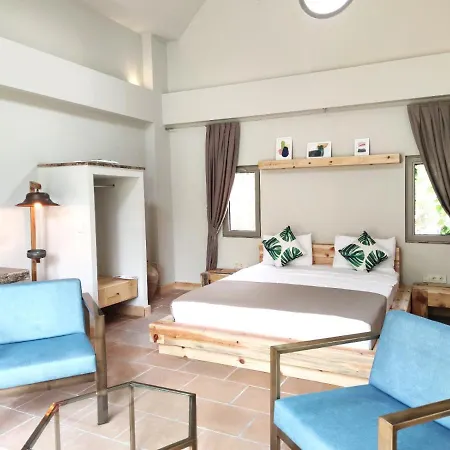 Bed & Breakfast Mucho Villages *