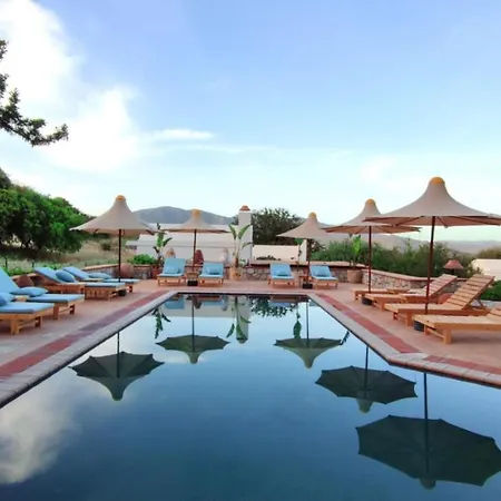 Mucho Villages Bed & Breakfast